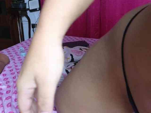 Tatiana-Blare webcam