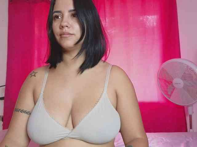 Tatiana-Blare webcam