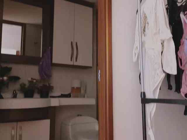 Tatiana-Blare webcam