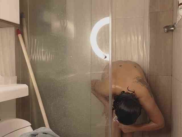 Tatiana-Blare webcam