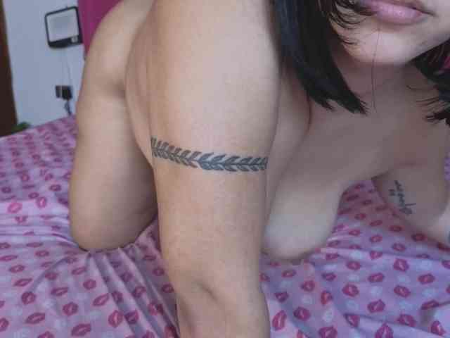 Tatiana-Blare webcam