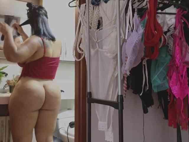 Tatiana-Blare webcam
