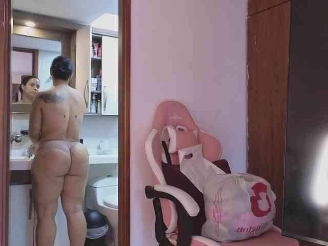 Tatiana-Blare webcam