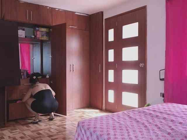 Tatiana-Blare webcam