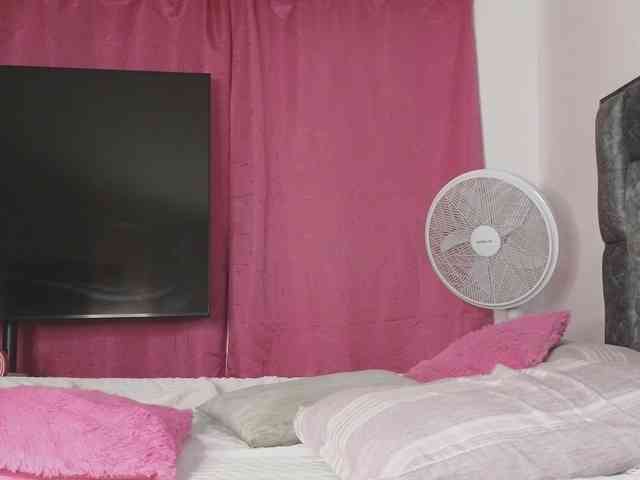 Tatiana-Blare webcam