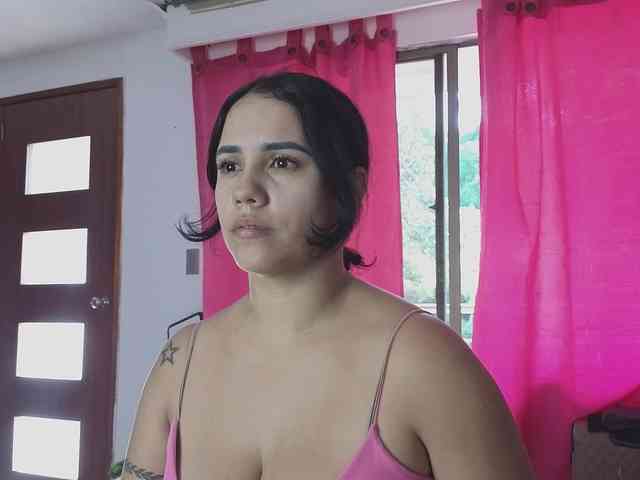 Tatiana-Blare webcam