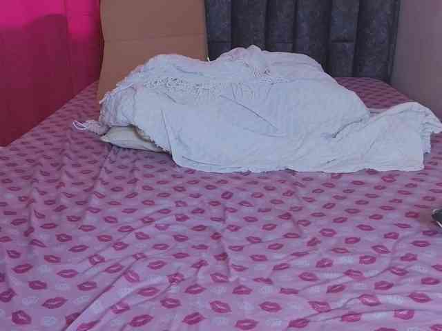 Tatiana-Blare webcam