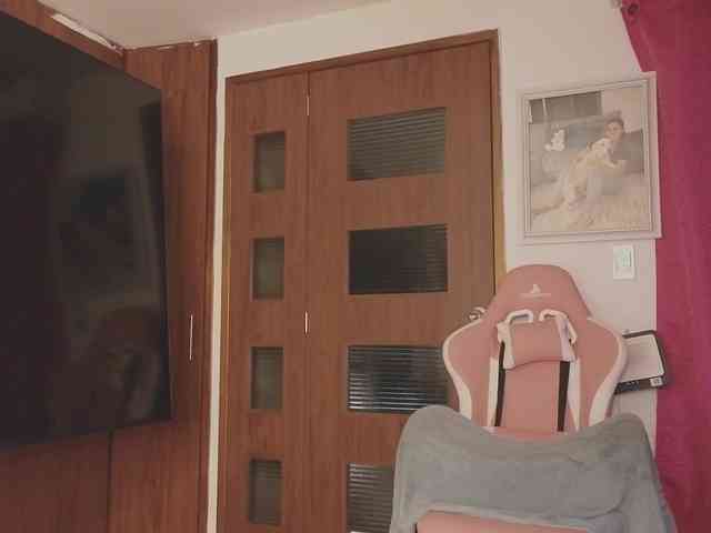 Tatiana-Blare webcam