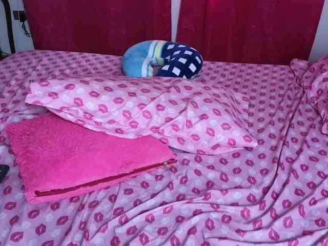 Tatiana-Blare webcam