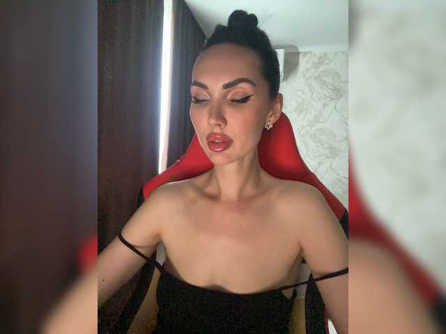 Anna-Dzhiganovna live webcam show