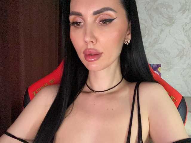 celca LolaFox