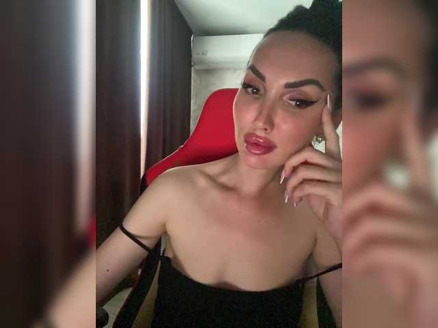 Anna-Dzhiganovna live webcam show
