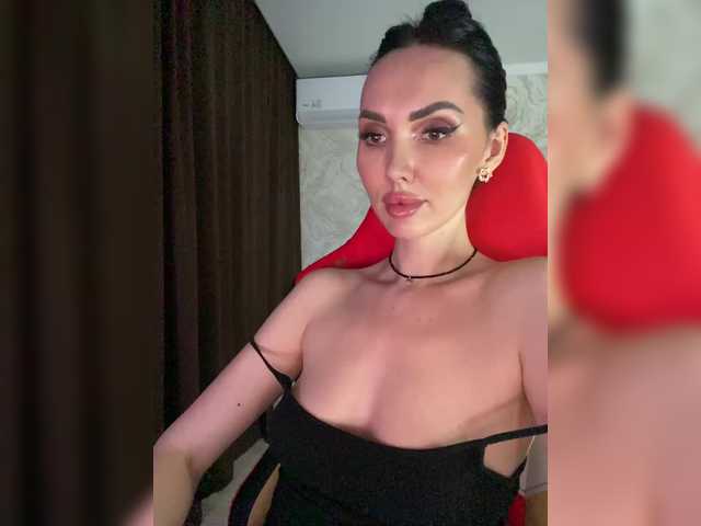 LolaFox's BongaCams show and profile