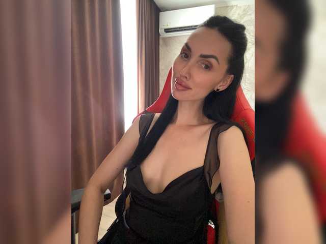 LolaFox live cam on BongaCams