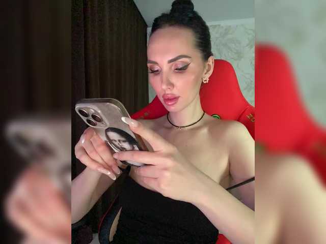 LolaFox's BongaCams show and profile