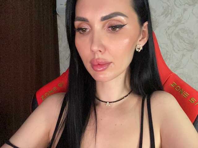 Anna-Dzhiganovna webcam