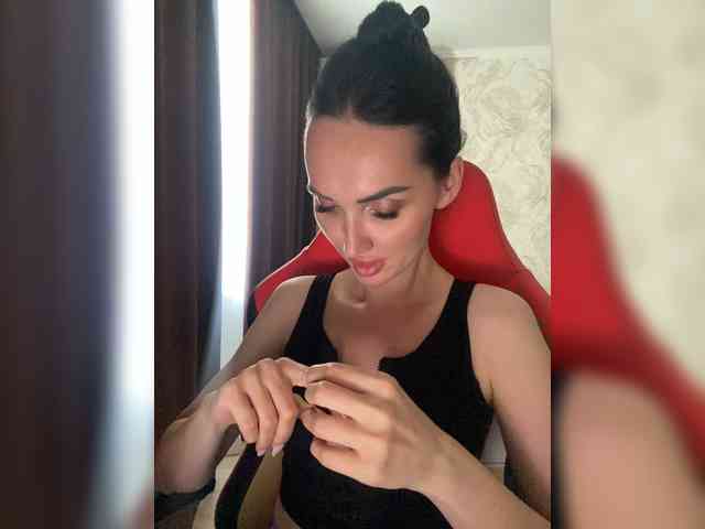 Anna-Dzhiganovna webcam