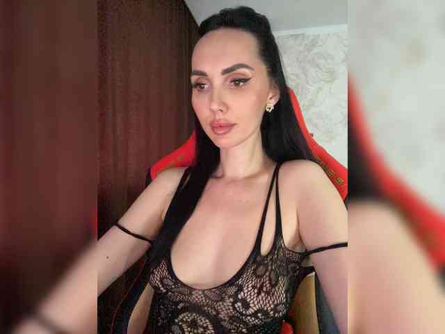 Модель: Anna-Dzhiganovna