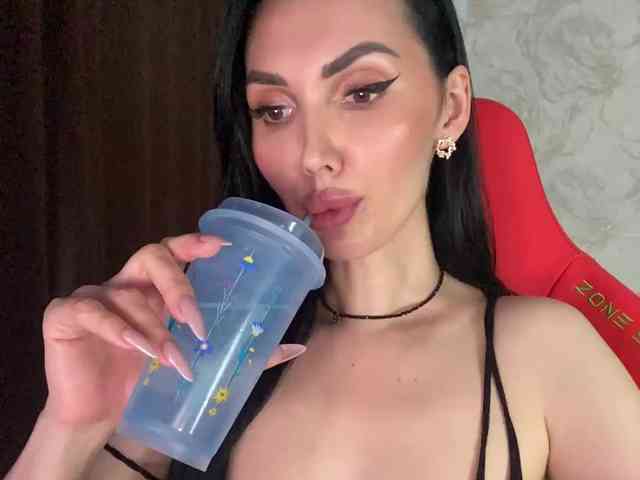 Anna-Dzhiganovna webcam