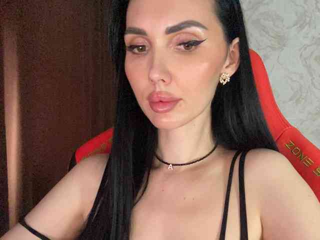 Anna-Dzhiganovna webcam