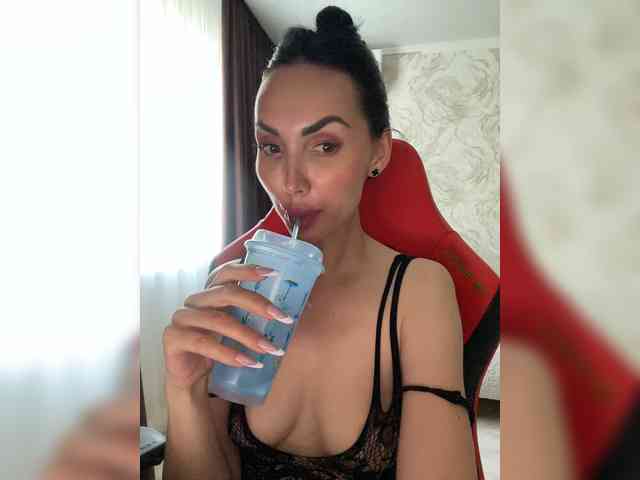 Anna-Dzhiganovna webcam