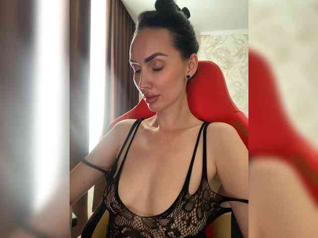 Anna-Dzhiganovna webcam
