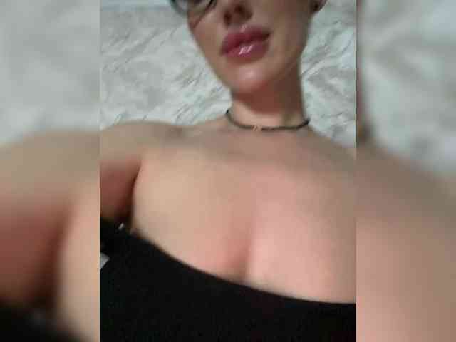 Anna-Dzhiganovna webcam