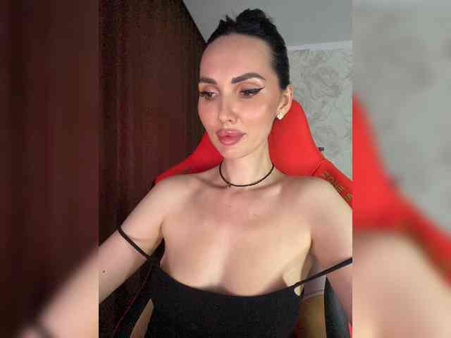 Модель: Anna-Dzhiganovna