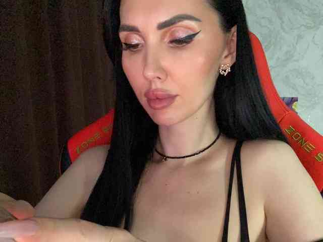 Anna-Dzhiganovna webcam