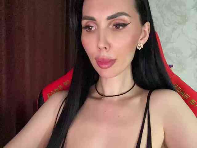 Модель: Anna-Dzhiganovna