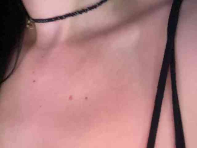 Anna-Dzhiganovna webcam