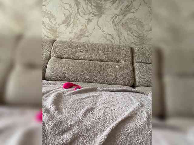 Anna-Dzhiganovna webcam