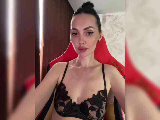 Anna-Dzhiganovna webcam