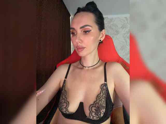 Модель: Anna-Dzhiganovna