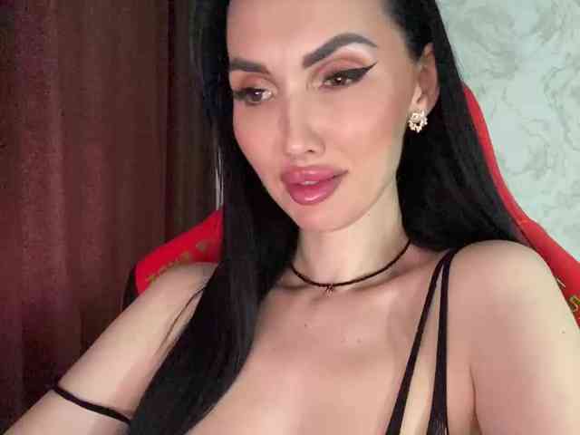 Модель: Anna-Dzhiganovna