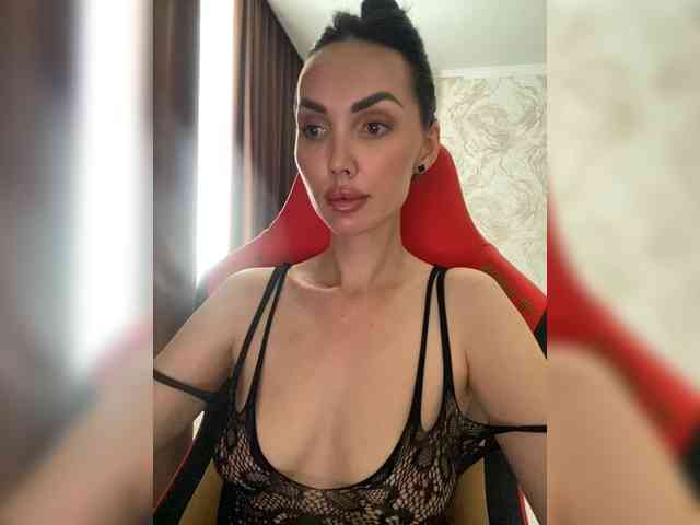 Anna-Dzhiganovna webcam