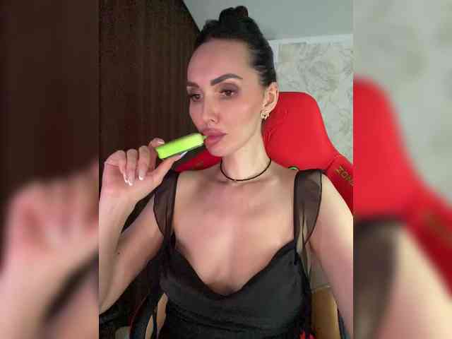 Anna-Dzhiganovna webcam