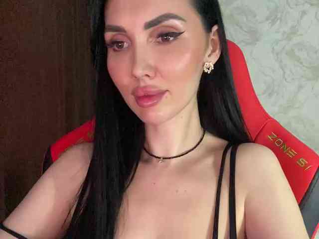 Модель: Anna-Dzhiganovna