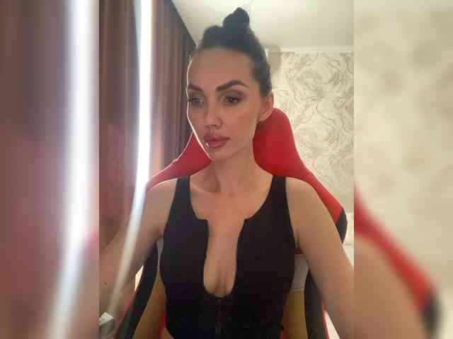 Anna-Dzhiganovna webcam