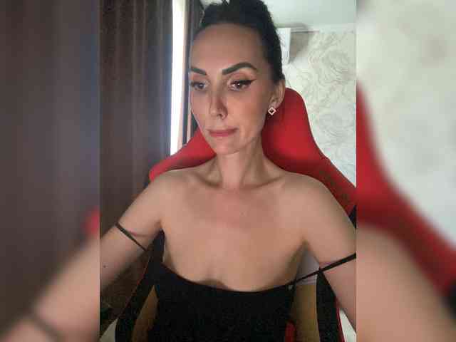 Anna-Dzhiganovna webcam