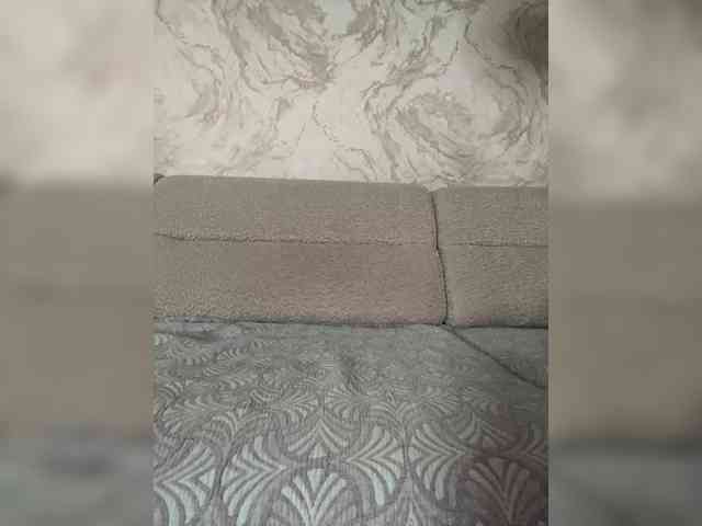 Модель: Anna-Dzhiganovna