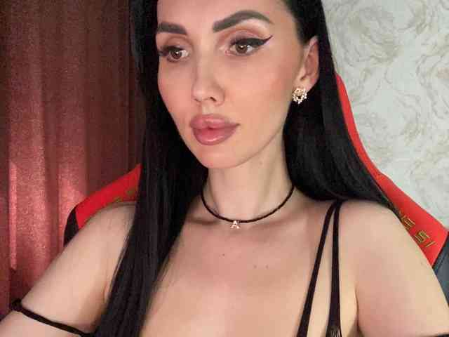 Модель: Anna-Dzhiganovna