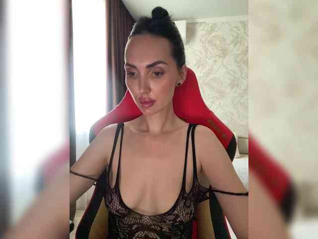 Anna-Dzhiganovna webcam