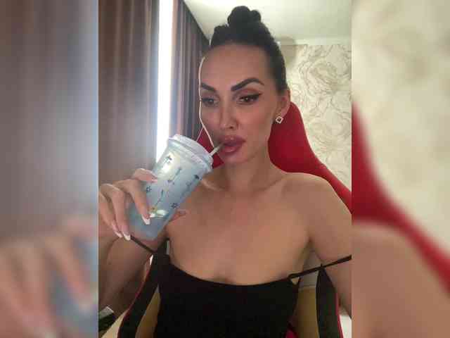 Anna-Dzhiganovna webcam
