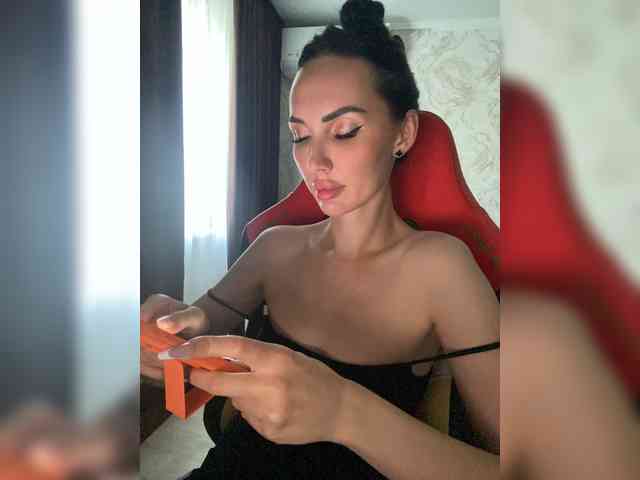 Anna-Dzhiganovna webcam