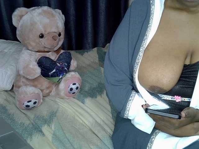 Just-for-you live cam on BongaCams