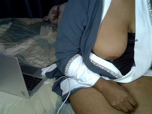 Just-for-you live cam on BongaCams