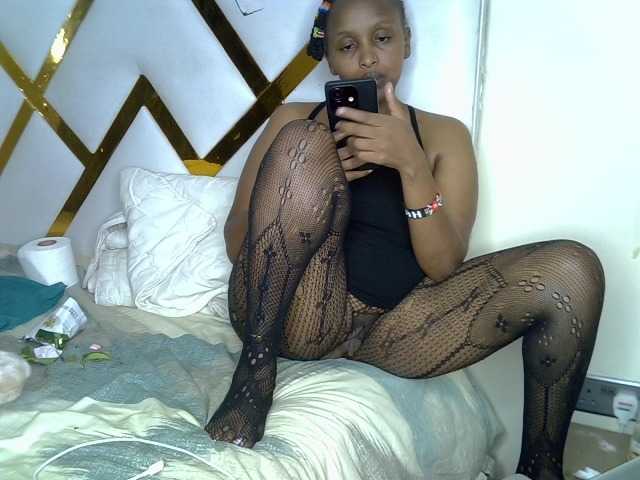 Just-for-you live cam on BongaCams