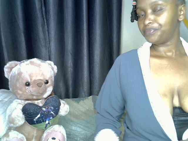 Just-for-you Live Webcam on BongaCams