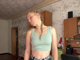Milana22a Porn Show